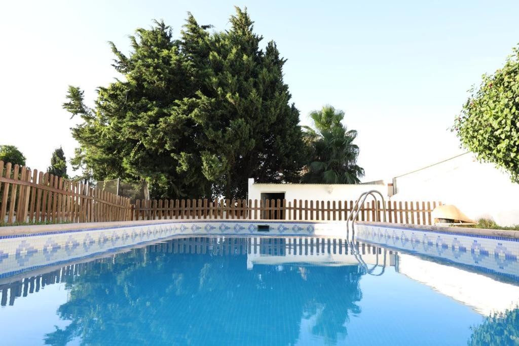 Chalet Con Piscina, Amplio Jardin Y Aire Acondicionado 치클라나 데 라 프론테라 외부 사진