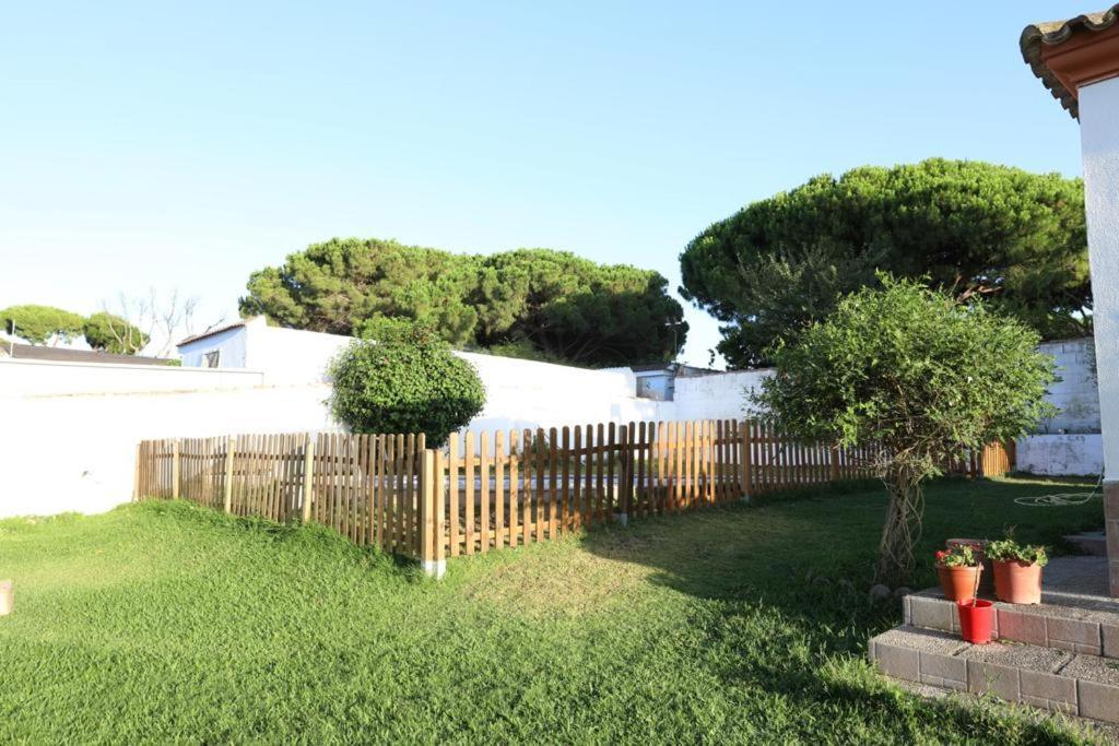 Chalet Con Piscina, Amplio Jardin Y Aire Acondicionado 치클라나 데 라 프론테라 외부 사진