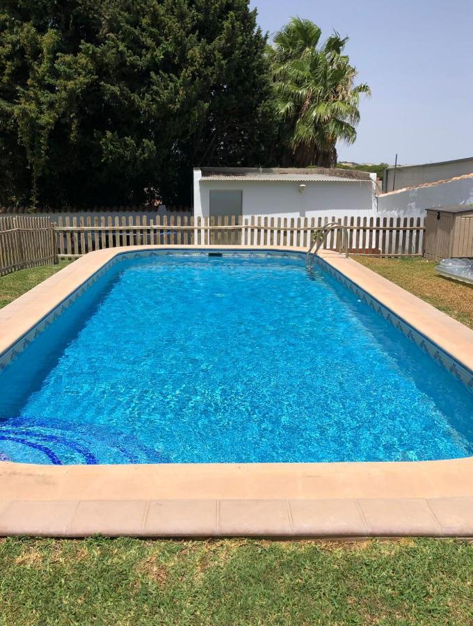 Chalet Con Piscina, Amplio Jardin Y Aire Acondicionado 치클라나 데 라 프론테라 외부 사진