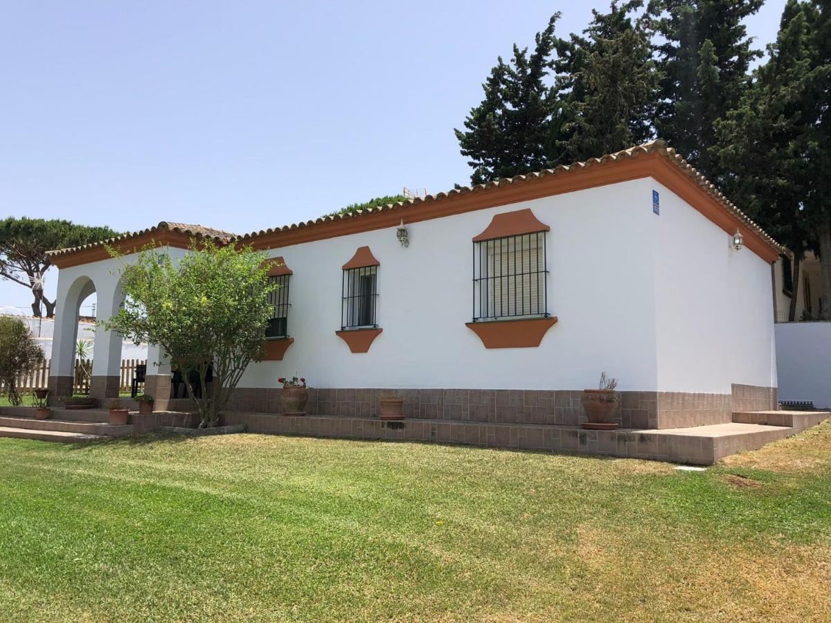 Chalet Con Piscina, Amplio Jardin Y Aire Acondicionado 치클라나 데 라 프론테라 외부 사진