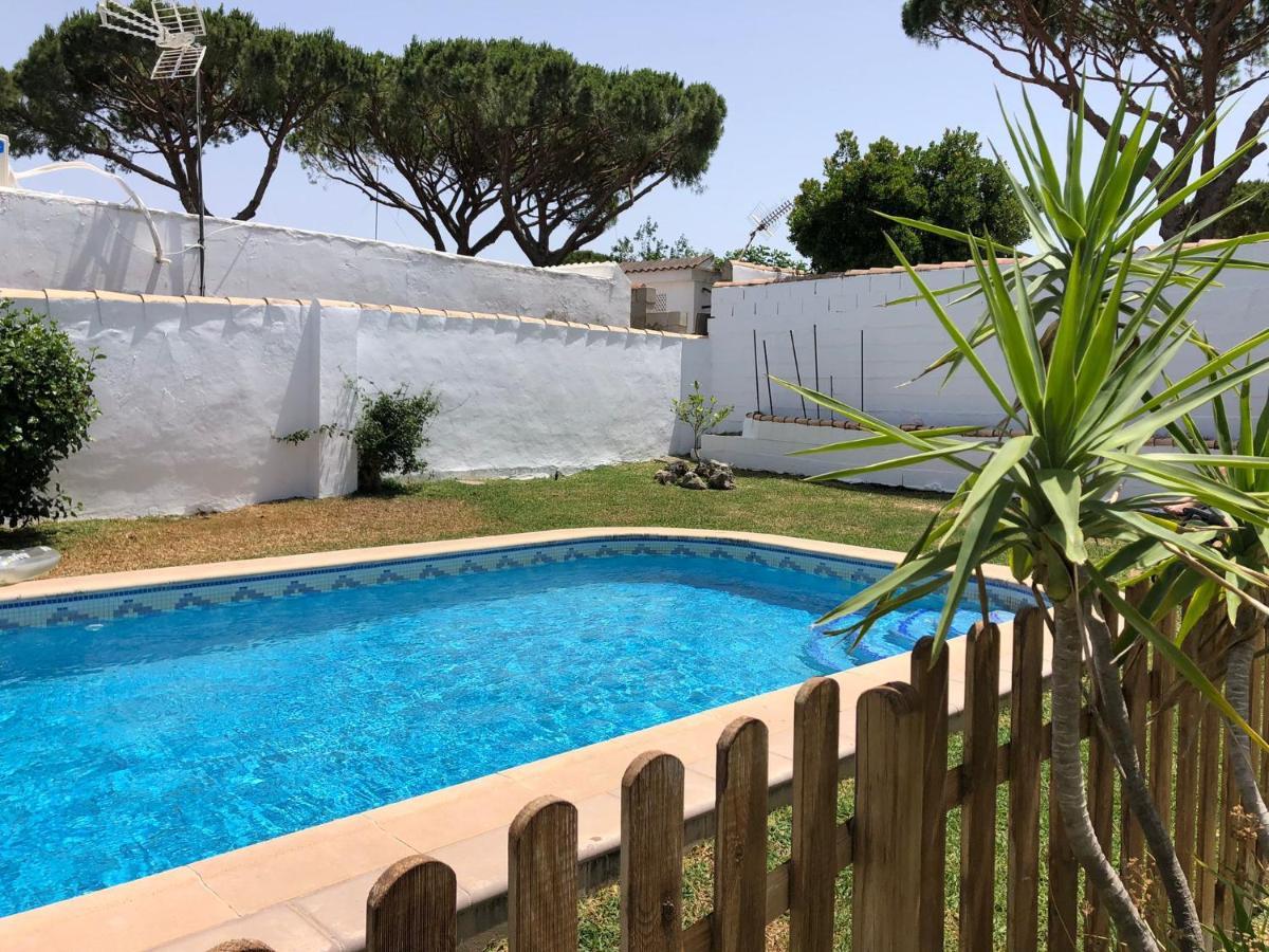 Chalet Con Piscina, Amplio Jardin Y Aire Acondicionado 치클라나 데 라 프론테라 외부 사진